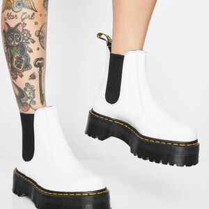 Dr. Marten’s Quad Platform Chelsea Boots Bone White Sz 8 EUC